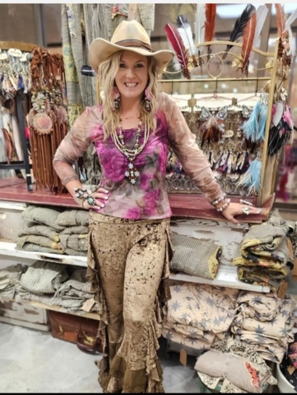 238p A Rare Bird Velvet Butterfly Fringe Ruffle Leggings
